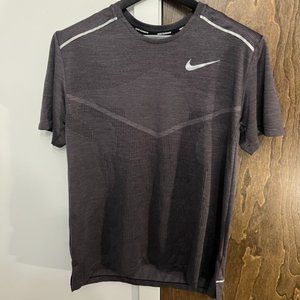 Men's Nike Dri-Fit Workout Shirt Large Gray